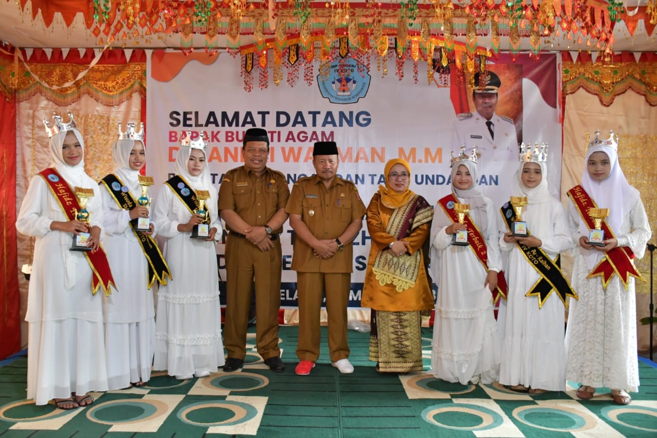 Bupati Agam Hadiri Wisuda Tahfiz Al-Qur’an SMPN I IV Koto - Investigasi