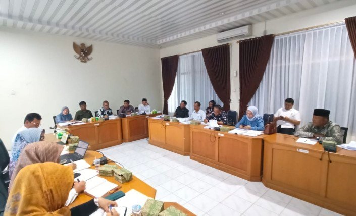 DPRD agam