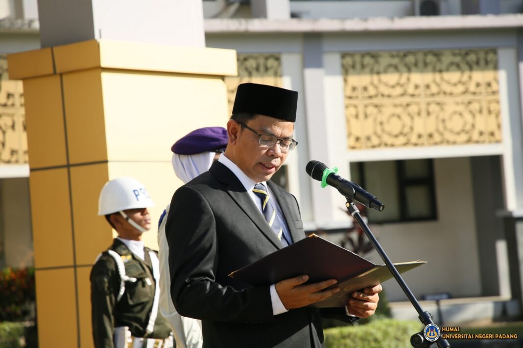 UNP Gelar Upacara Hari Lahir Pancasila. ( Foto: Humas UNP)