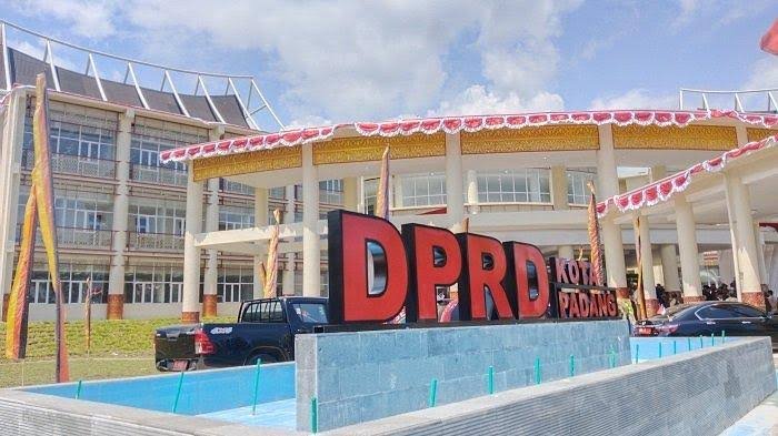 Dprd Padang