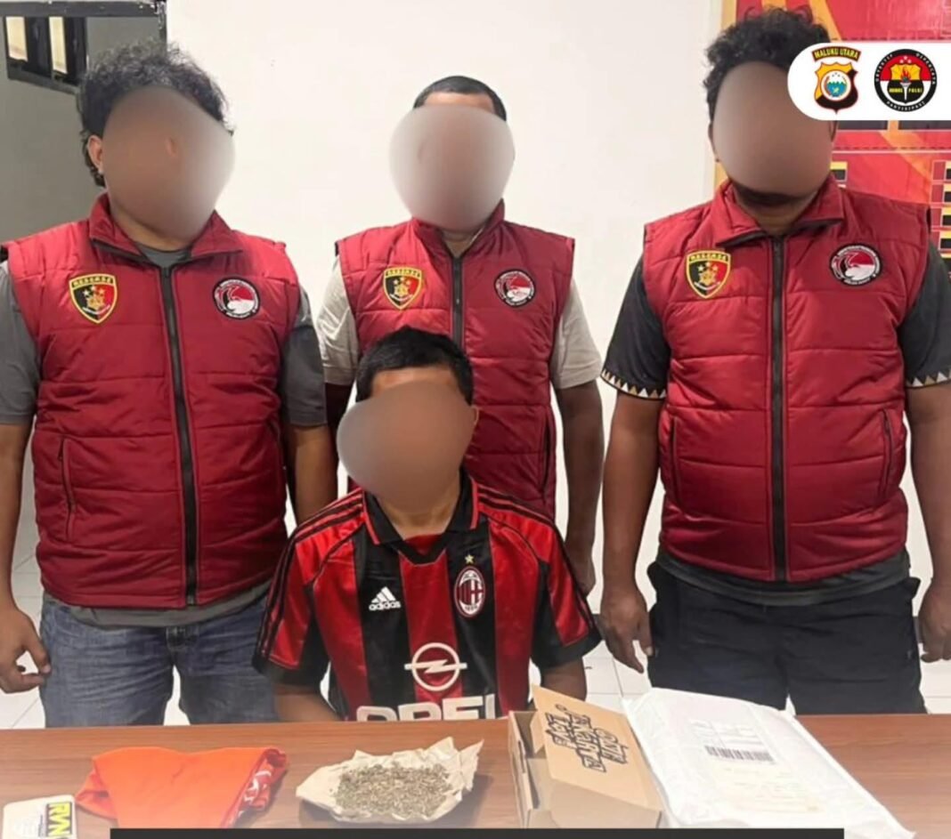Pelaku saat diamankan. Jak