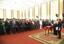 Bupati Hj. Kasmarni Lantik 3 Pejabat Eselon II dan 38 Pejabat Administrator, Pengawas, serta Fungsional