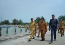 Gubernur Mahyeldi Dorong Solusi Dermaga Pengaman untuk Nelayan Tiku