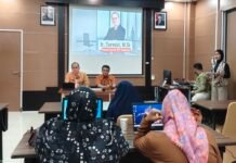 Kepala Kanwil DJP Sumbar dan Jambi Sosialisasikan Kewajiban PPN bagi Rekan Media